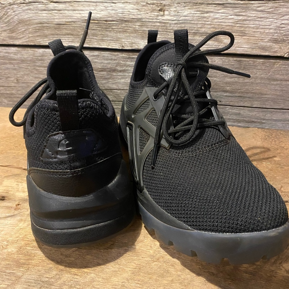SKECHERS Relaxed Fit Slip-On Walker/Hiker - Men 7.5, Great Shape